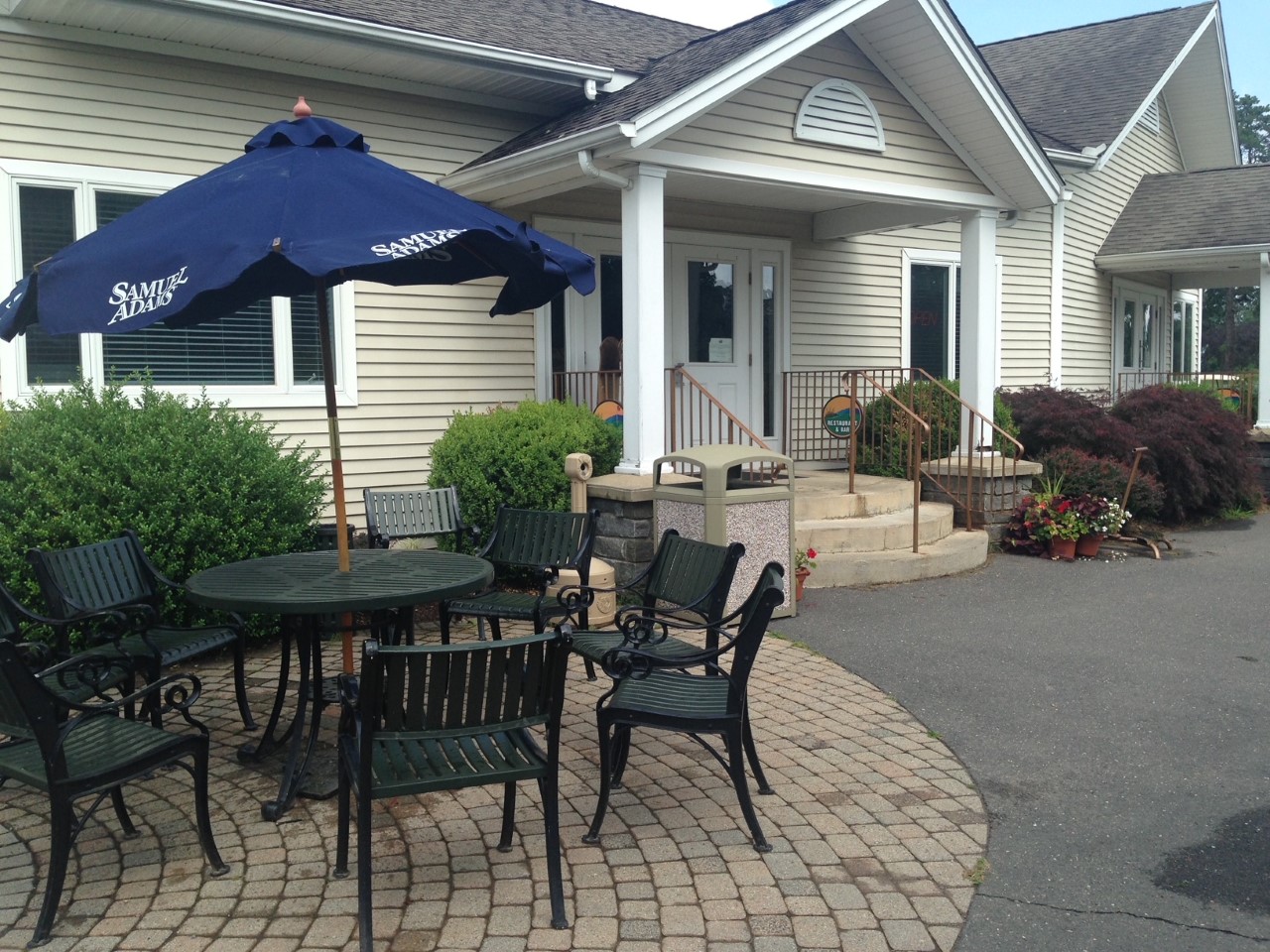 Outdoor Seating